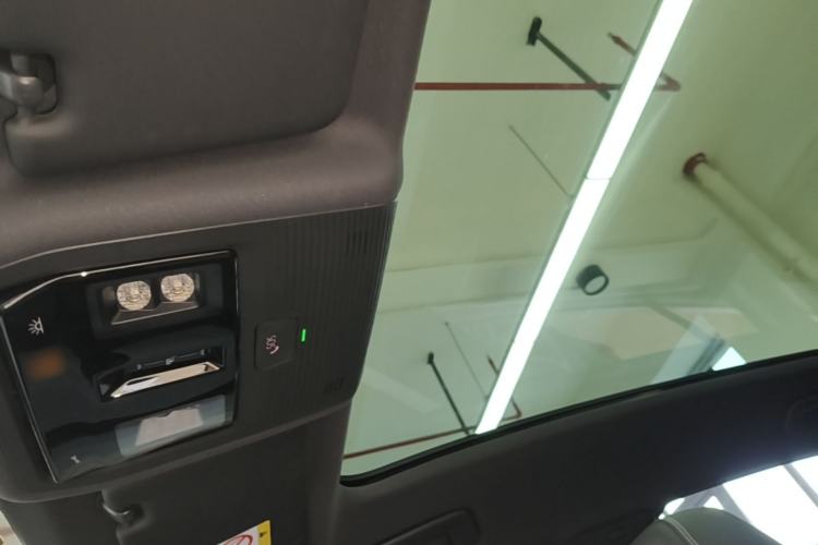 Used Volkswagen ID.4 X 2023 Pure Smart Edition Headliner