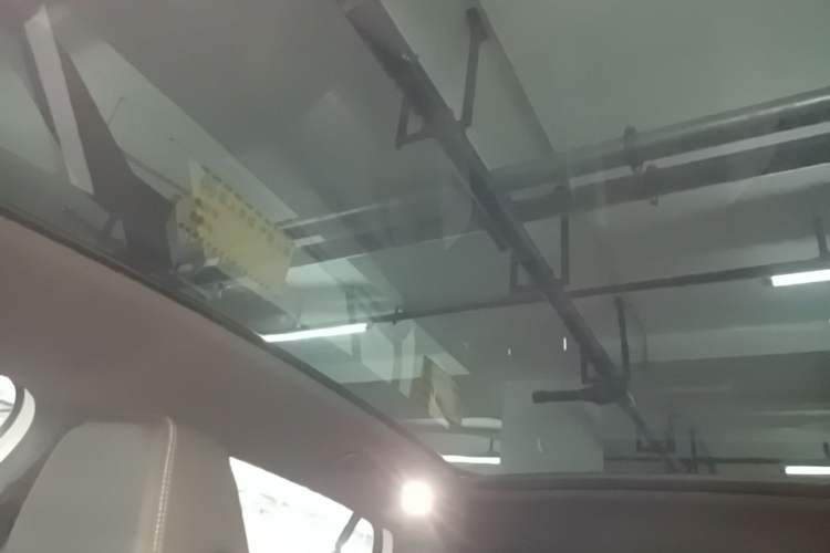 Used Volkswagen ID.4 X 2023 Ultra-Intelligent Long-Range Version Headliner