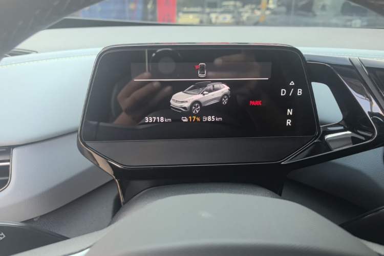 Used Volkswagen ID.4 X 2023 Pure Long-Range Version Instrument Cluster