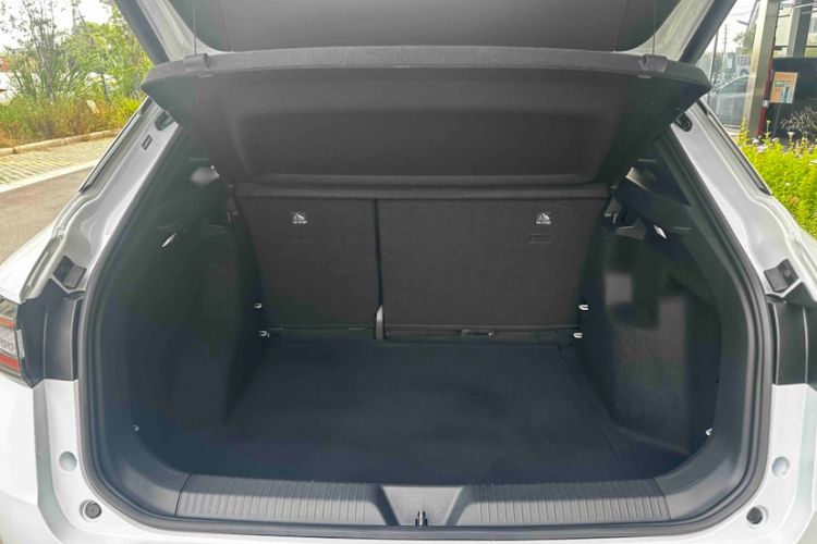 Used Volkswagen ID.4 X 2023 Upgraded Model Pure Intelligent Enjoyment Version Interior 1
