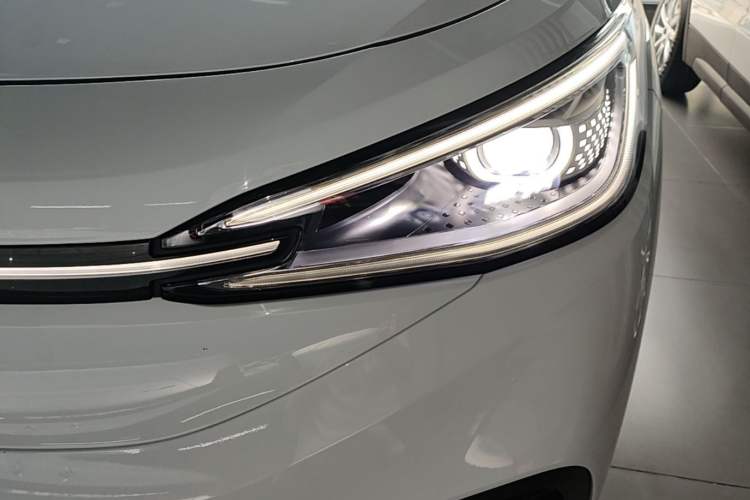 Used Volkswagen ID.4 X 2023 Upgraded Model Pure Intelligent Enjoyment Version Left Front Headlight