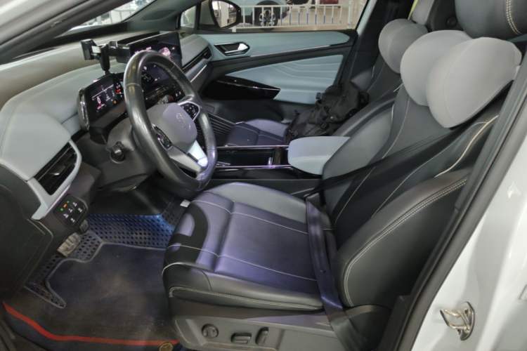 Used Volkswagen ID.4 X 2023 Pure Smart Edition Left Front Seat