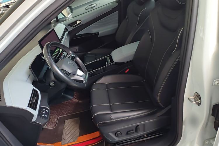 Used Volkswagen ID.4 X 2023 Pure Smart Edition Left Front Seat