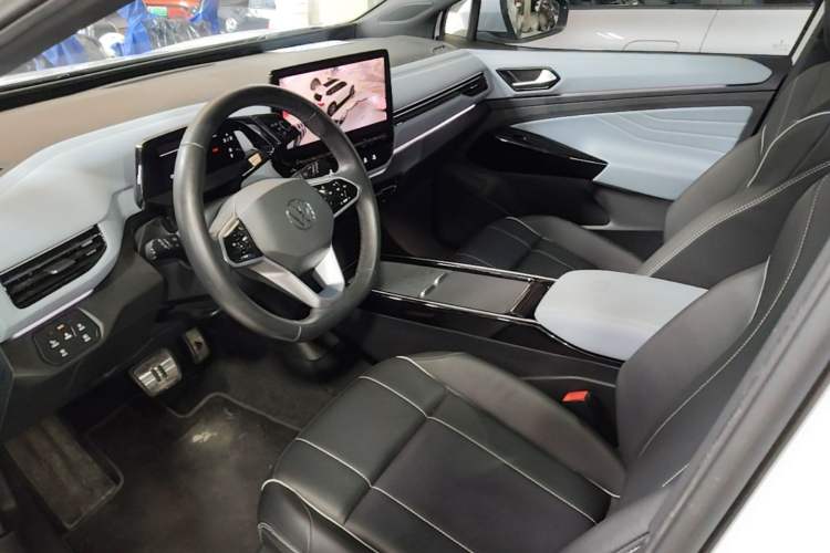 Used Volkswagen ID.4 X 2023 Pure Smart Edition Left Front Seat