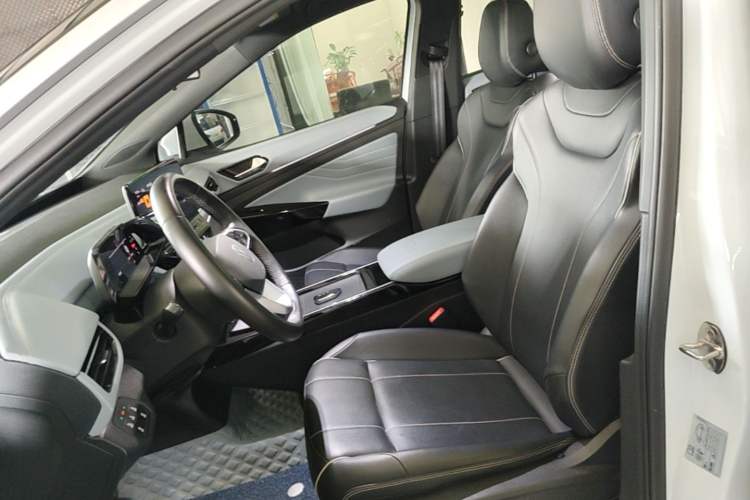 Used Volkswagen ID.4 X 2023 Pure Smart Edition Left Front Seat