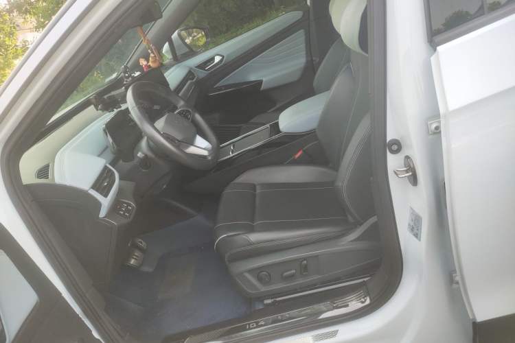 Used Volkswagen ID.4 X 2023 Pure Smart Edition Left Front Seat
