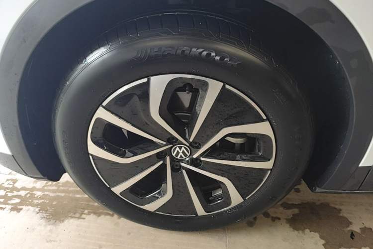 Used Volkswagen ID.4 X 2023 Upgraded Model Pure Intelligent Enjoyment Version Left Front Wheel Hub