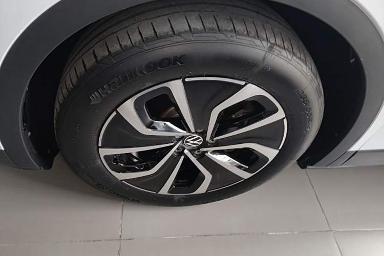 Used Volkswagen ID.4 X 2023 Upgraded Model Pure Intelligent Enjoyment Version Left Front Wheel Hub