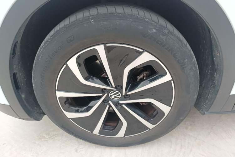 Used Volkswagen ID.4 X 2023 Upgraded Model Pure Intelligent Enjoyment Version Left Front Wheel Hub
