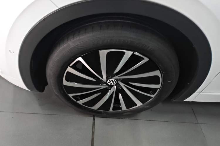 Used Volkswagen ID.4 X 2023 Ultra-Intelligent Long-Range Version Left Front Wheel Hub