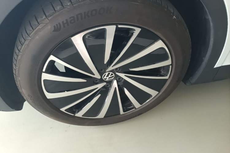 Used Volkswagen ID.4 X 2023 Upgraded Model Pure Long-Range Version Left Front Wheel Hub