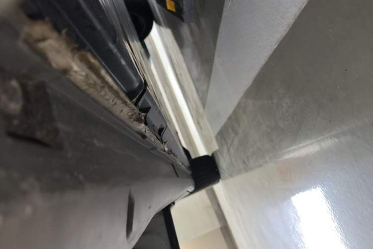 Used Volkswagen ID.4 X 2023 Upgraded Model Pure Long-Range Version Left Side Sill