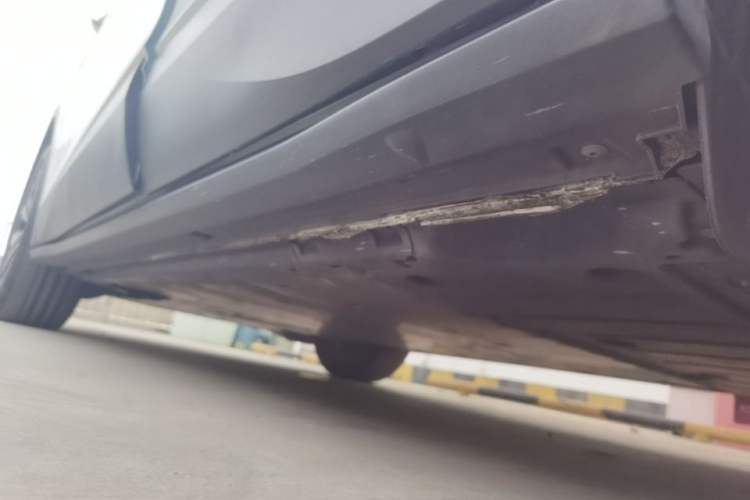 Used Volkswagen ID.4 X 2023 Upgraded Model Pure Intelligent Enjoyment Version Left Side Sill