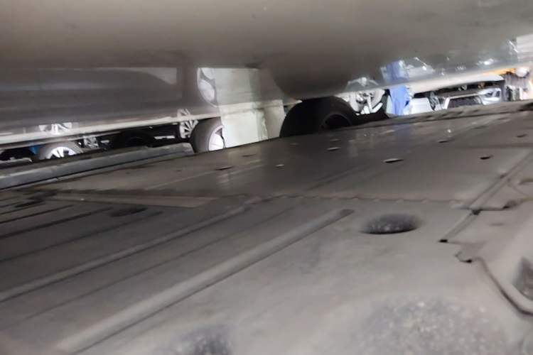 Used Volkswagen ID.4 X 2023 Pure Smart Edition Left Side Sill