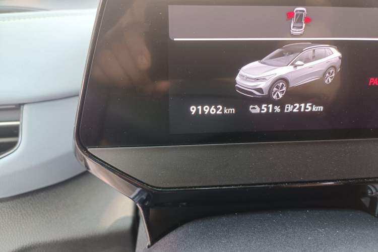 Used Volkswagen ID.4 X 2023 Pure Long-Range Version Odometer Close Up