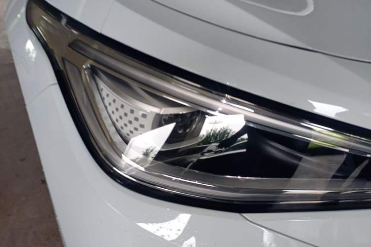 Used Volkswagen ID.4 X 2023 Pure Smart Edition Right Front Headlight