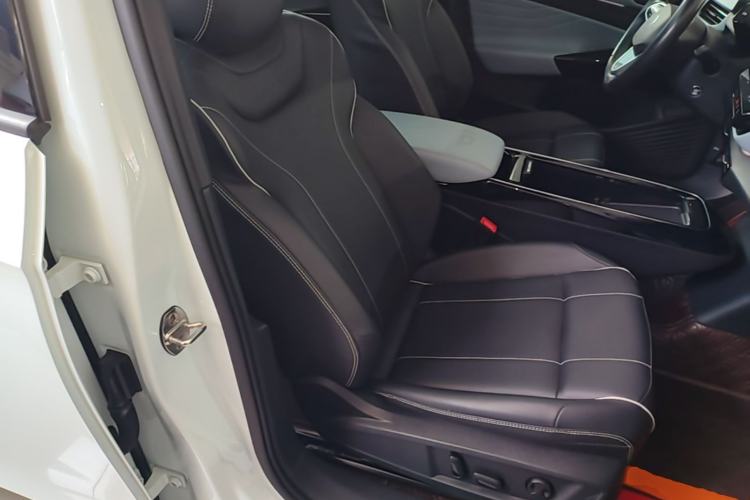 Used Volkswagen ID.4 X 2023 Pure Smart Edition Right Front Seat