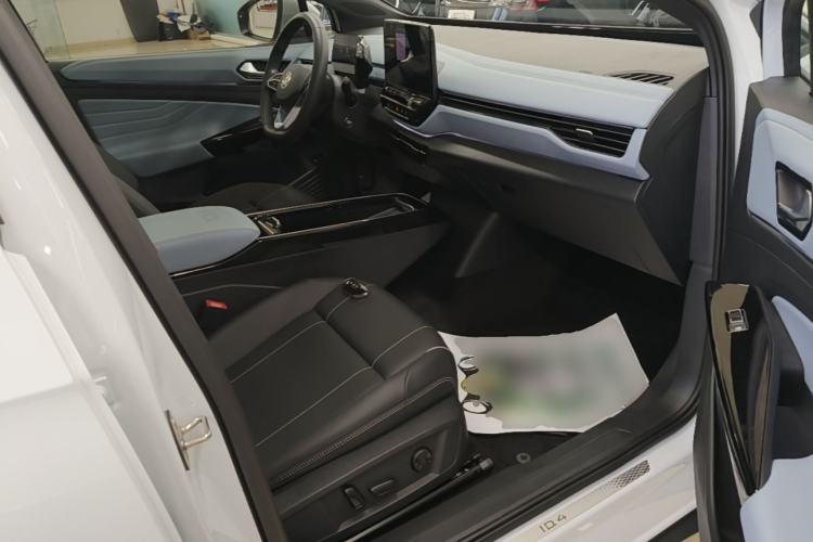 Used Volkswagen ID.4 X 2023 Pure Smart Edition Right Front Seat