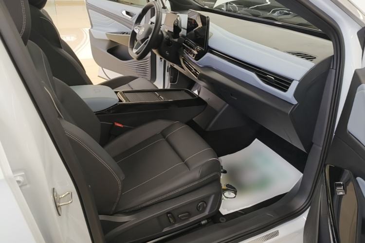 Used Volkswagen ID.4 X 2023 Pure Smart Edition Right Front Seat