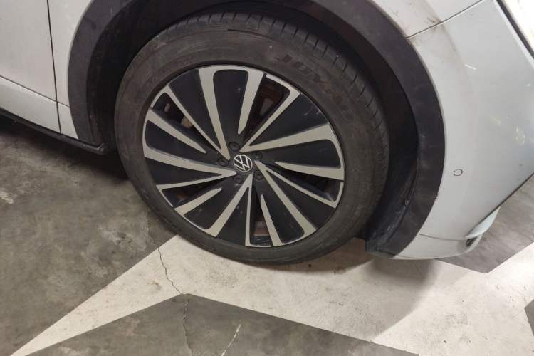 Used Volkswagen ID.4 X 2023 Upgraded Model Ultra-Long Range Version Right Front Wheel Hub