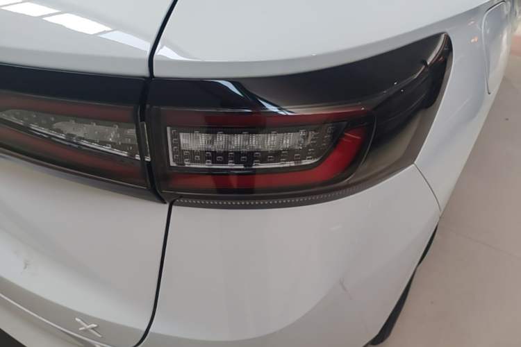 Used Volkswagen ID.4 X 2023 Pure Smart Edition Right Rear Taillight