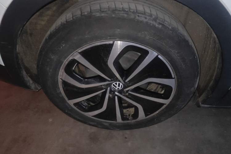 Used Volkswagen ID.4 X 2023 Upgraded Model Pure Intelligent Enjoyment Version Right Rear Wheel Hub