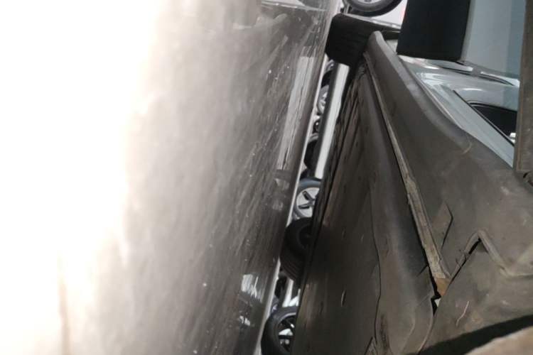 Used Volkswagen ID.4 X 2023 Pure Smart Edition Right Side Sill