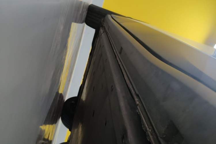 Used Volkswagen ID.4 X 2023 Pure Long-Range Version Right Side Sill