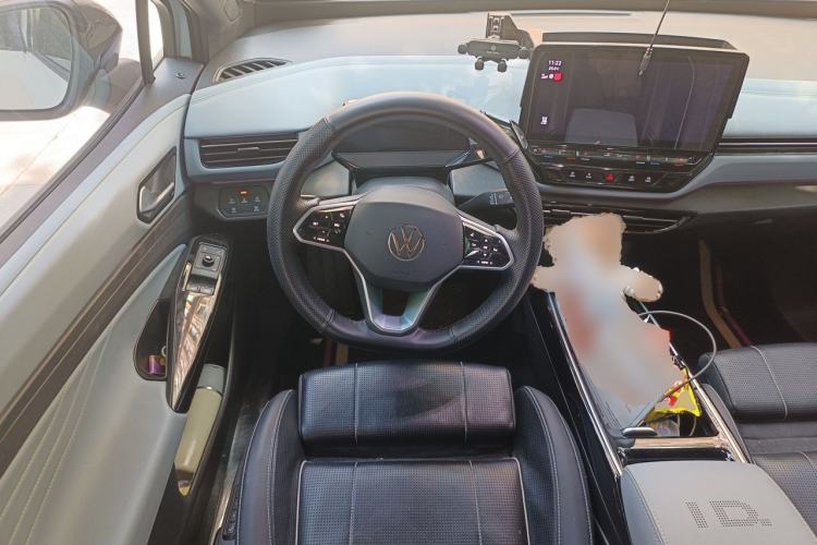 Used Volkswagen ID.4 X 2023 Pure Long-Range Version Steering Wheel