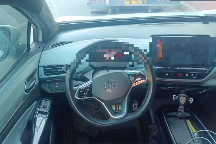 Used Volkswagen ID.4 X 2023 Pure Long-Range Version Steering Wheel