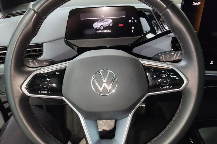 Used Volkswagen ID.4 X 2023 Pure Smart Edition Steering Wheel