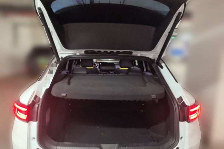 Used Volkswagen ID.4 X 2023 Ultra-Intelligent Long-Range Version Trunk