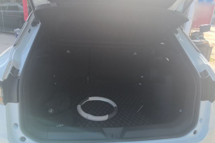 Used Volkswagen ID.4 X 2023 Pure Long-Range Version Trunk