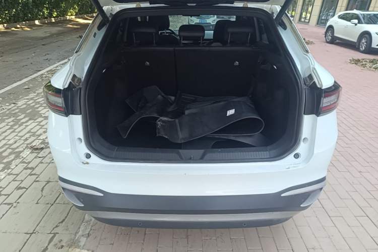 Used Volkswagen ID.4 X 2023 Pure Smart Edition Trunk