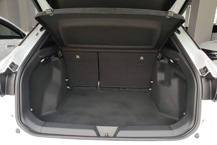 Used Volkswagen ID.4 X 2023 Upgraded Model Pure Intelligent Enjoyment Version Trunk