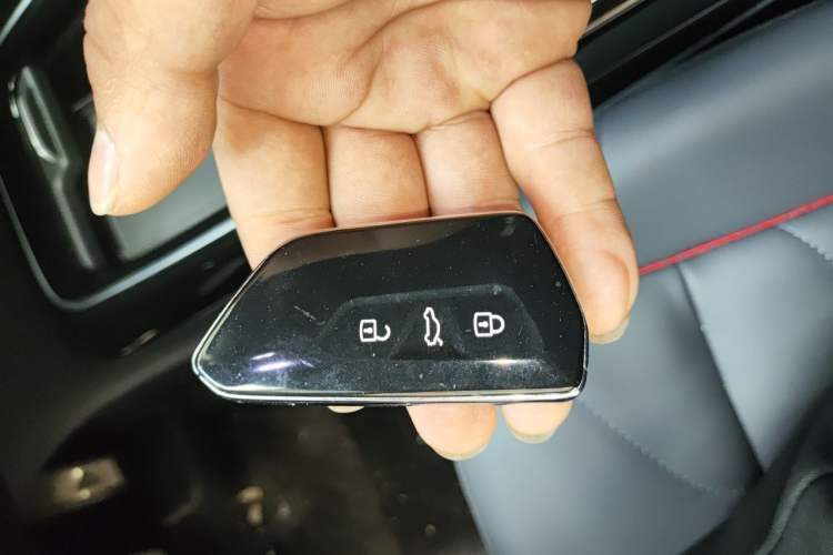 Used Volkswagen ID.4 X 2023 Upgraded Model Ultra-Long Range Version Vehicle Key