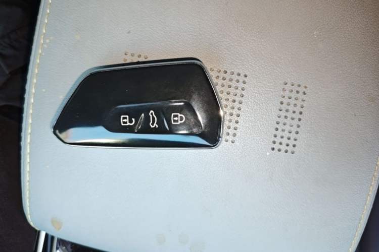 Used Volkswagen ID.4 X 2023 Pure Smart Edition Vehicle Key