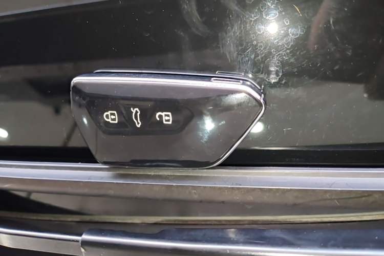Used Volkswagen ID.4 X 2023 Pure Smart Edition Vehicle Key