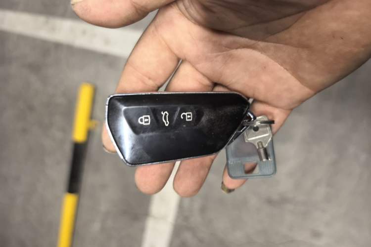 Used Volkswagen ID.4 X 2023 Ultra-Intelligent Long-Range Version Vehicle Key