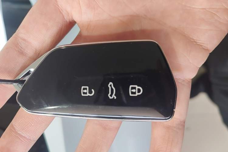 Used Volkswagen ID.4 X 2023 Pure Smart Edition Vehicle Key