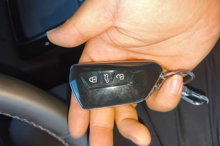 Used Volkswagen ID.4 X 2023 Pure Smart Edition Vehicle Key