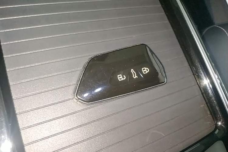 Used Volkswagen ID.4 X 2023 Pure Smart Edition Vehicle Key
