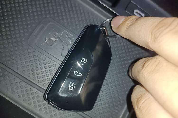 Used Volkswagen ID.4 X 2023 Ultra-Intelligent Long-Range Version Vehicle Key