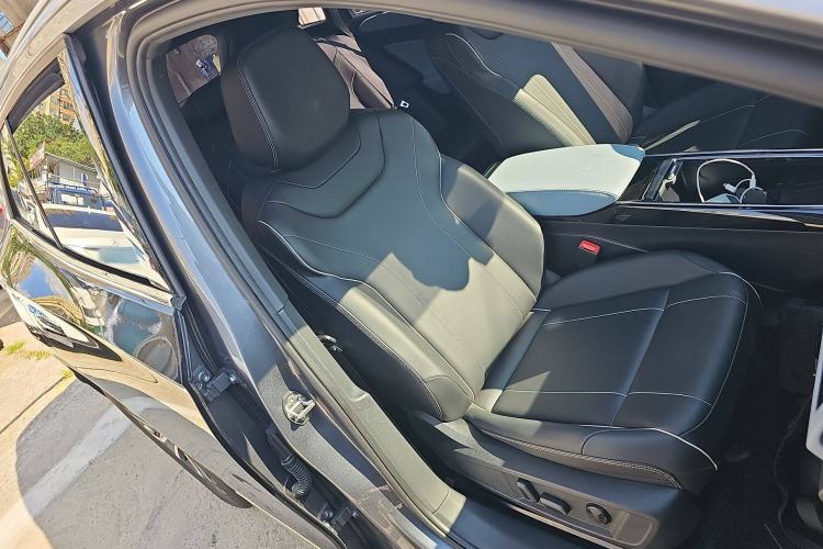 Used Volkswagen ID.4 X 2024 Pure & Smart Edition Right Front Seat