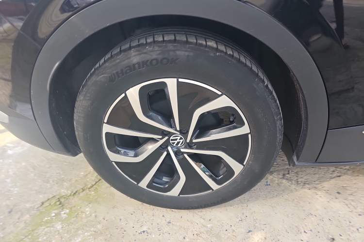 Used Volkswagen ID.4 X 2024 Pure & Smart Edition Right Rear Wheel Hub