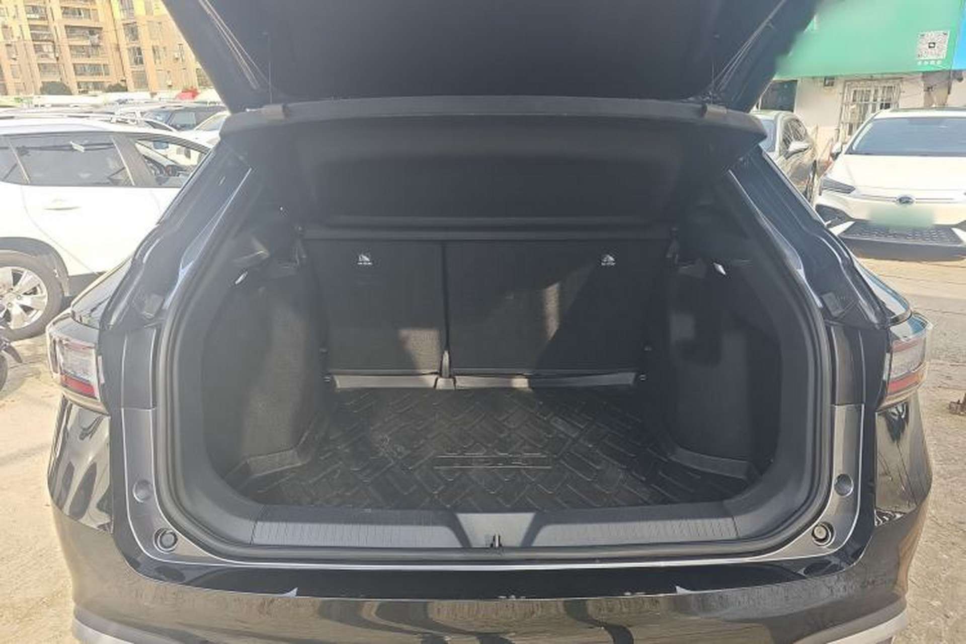 Used Volkswagen ID.4 X 2024 Pure & Smart Edition Trunk