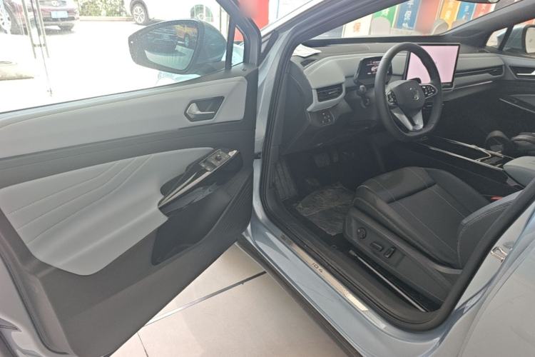Used Volkswagen ID.4 X 2024 Pure & Smart Edition Driver Seat