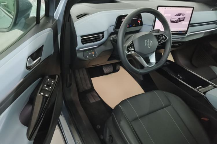 Used Volkswagen ID.4 X 2024 Pure & Smart Edition Driver Seat