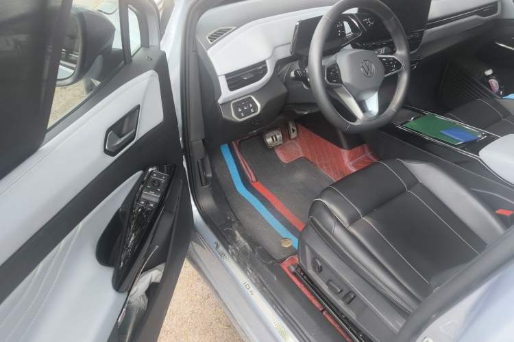 Used Volkswagen ID.4 X 2024 Pure & Smart Edition Driver Seat