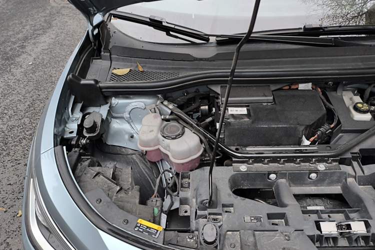 Used Volkswagen ID.4 X 2024 Pure & Smart Edition Engine Bay Right